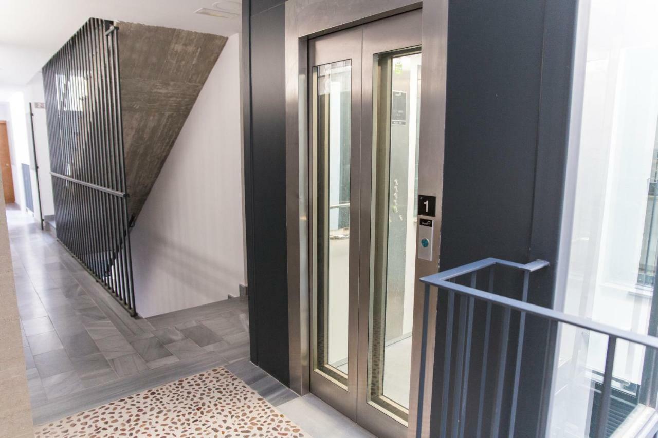 Piso Con Diseno Parras Apartment Malaga Bagian luar foto